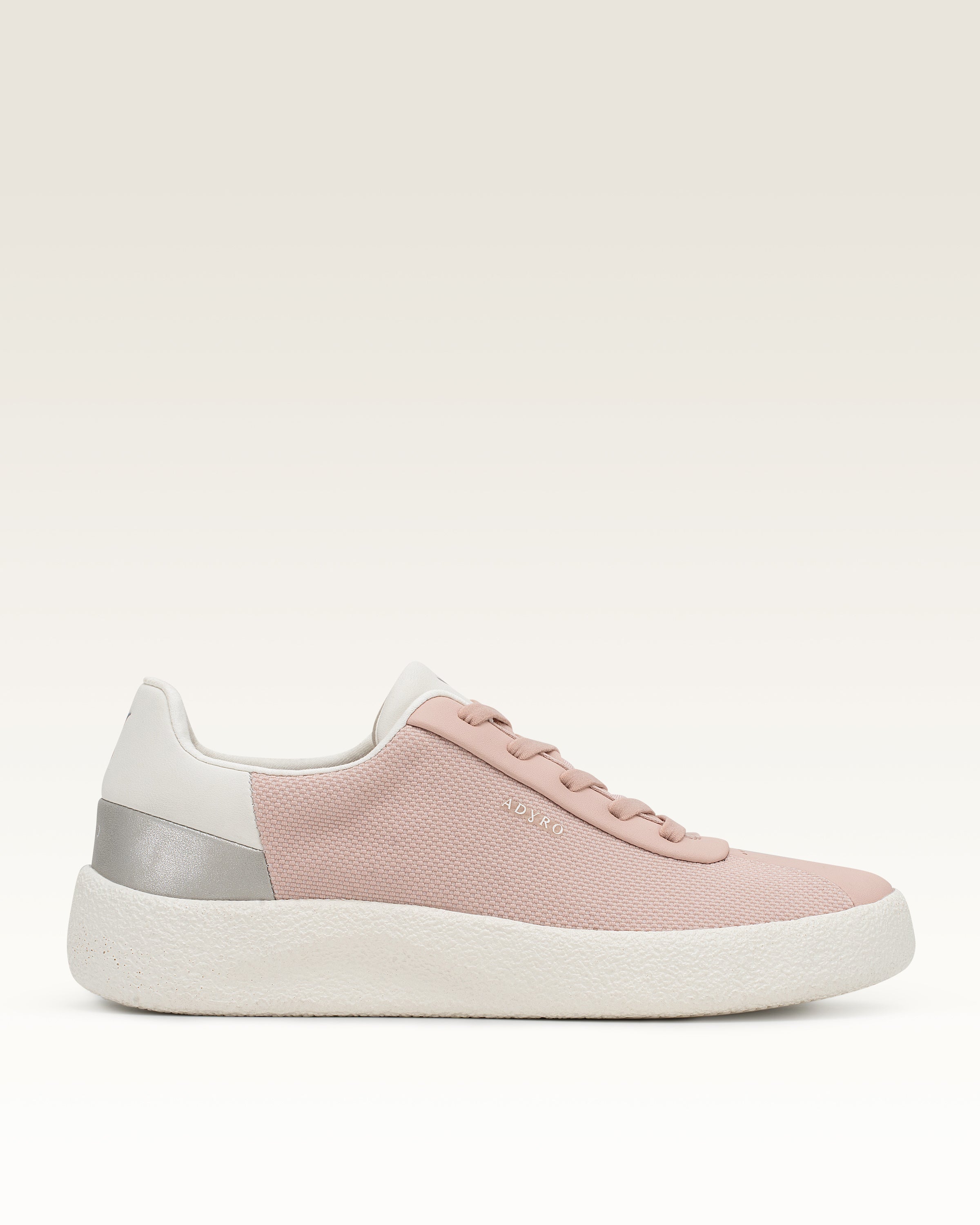 ADYRO - Crafted for Timeless Comfort