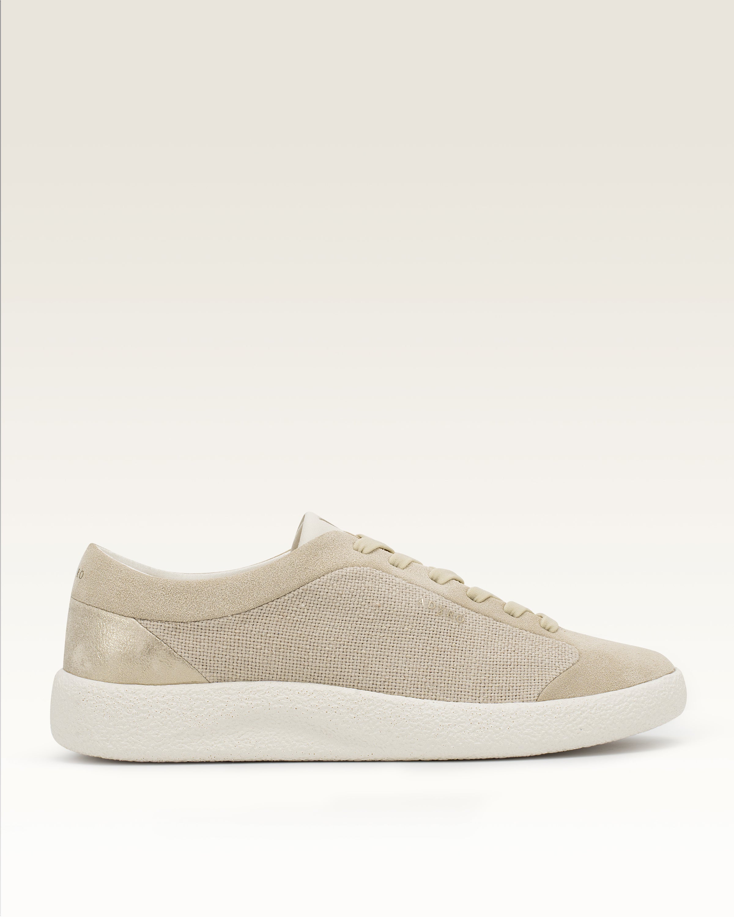 ADYRO - Crafted for Timeless Comfort